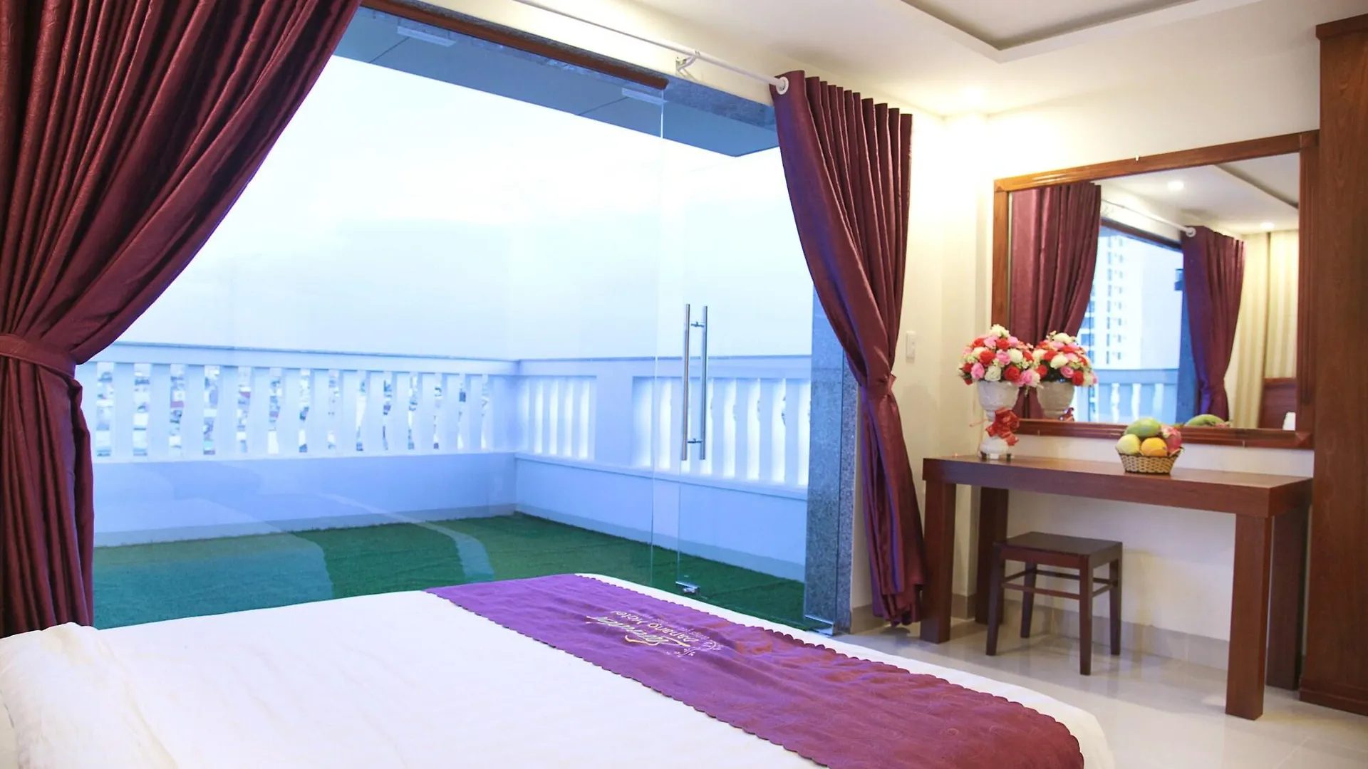 **  Lavender Danang Hotel Vietnam